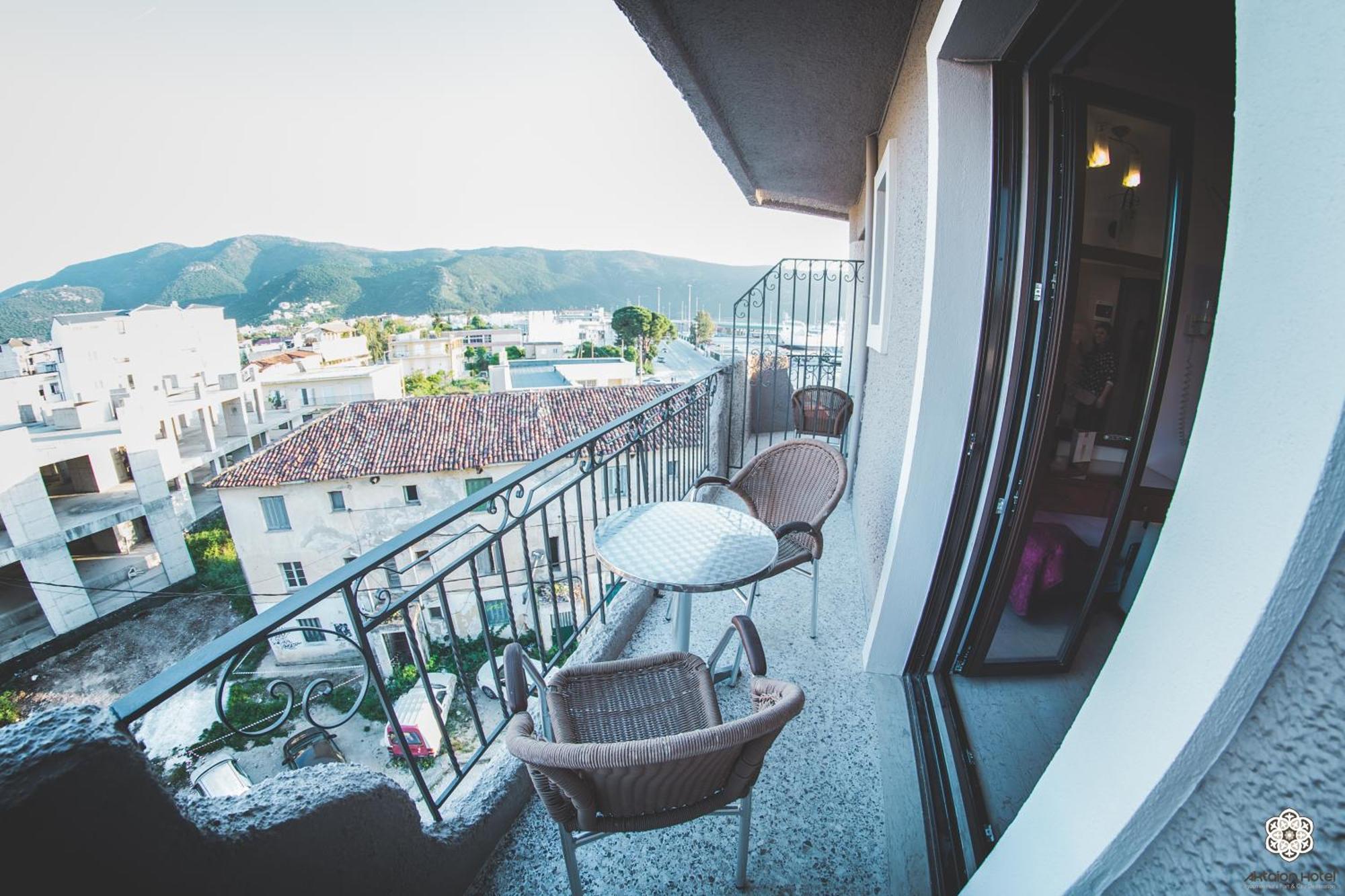 Aktaion Hotel Igoemenitsa Buitenkant foto